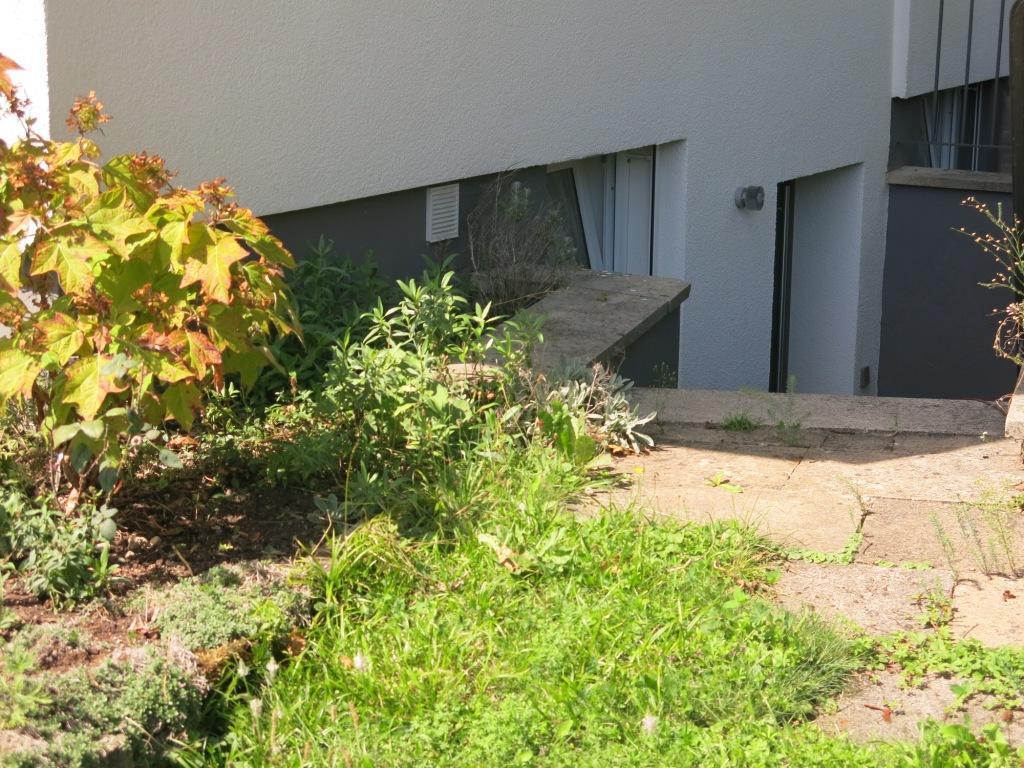 Zentrales 2-Zimmer Apartment Tubingen Ruang foto